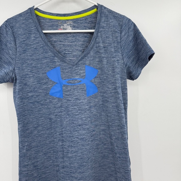 Under Armour Top Women Small Blue Short Sleeve Heatgear V Neck Logo Performance - Picture 3 of 9